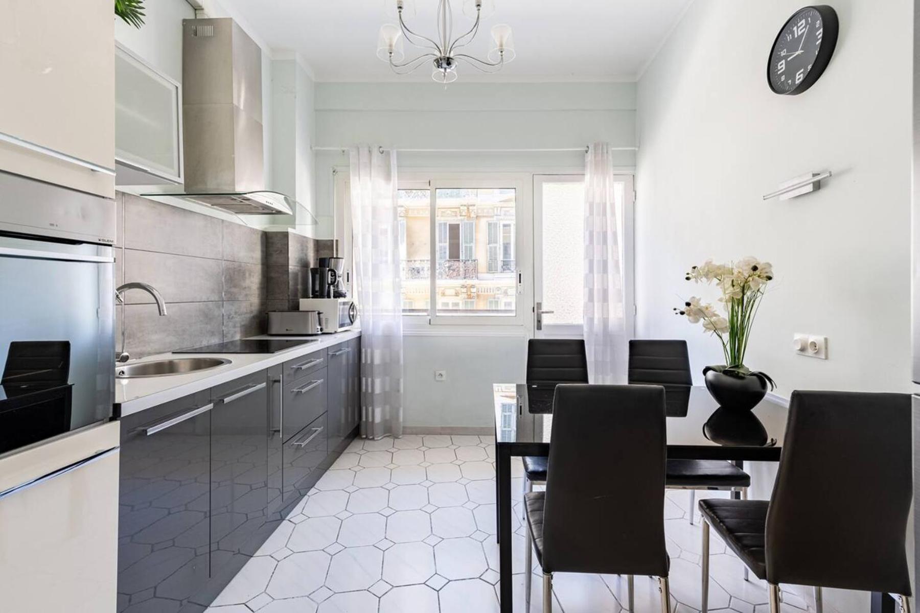 Appartamento Notre Dame - Huge Sunny Modern 2br Flat - Terrace